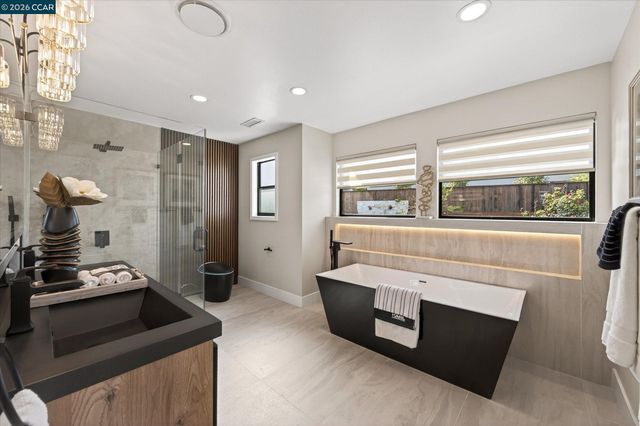 4348 Cowell Rd, Concord, CA 94518
