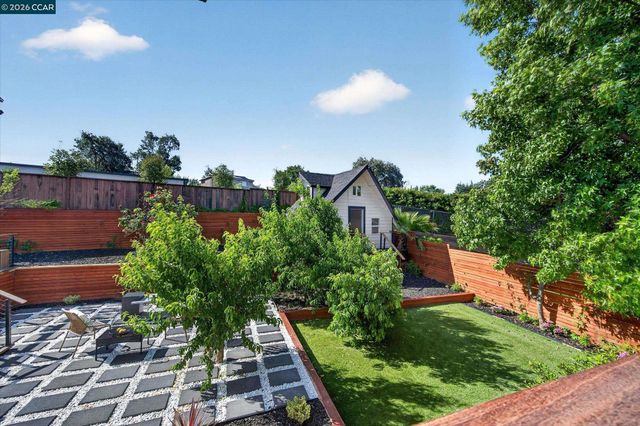 4348 Cowell Rd, Concord, CA 94518