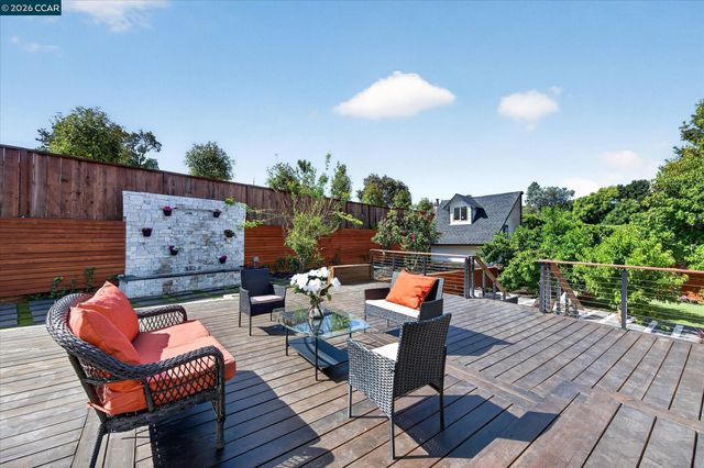 4348 Cowell Rd, Concord, CA 94518