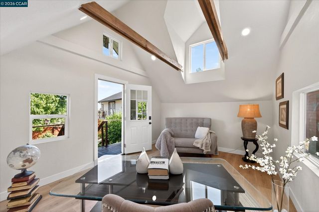 4348 Cowell Rd, Concord, CA 94518