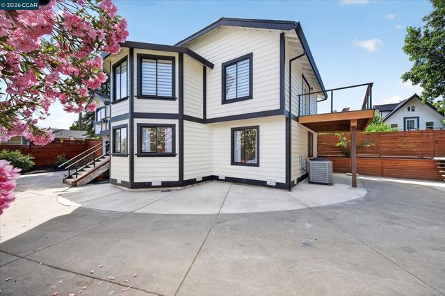 4348 Cowell Rd, Concord, CA 94518