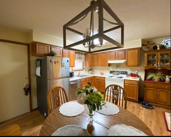 1519 Stewart Street, West Plains, MO 65775