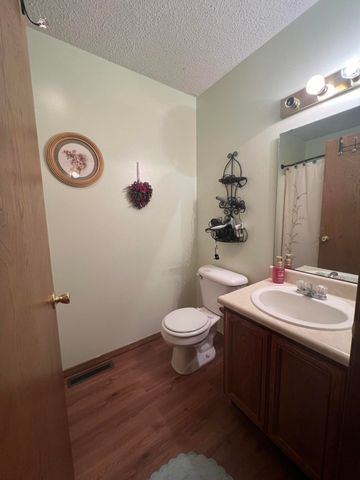 1519 Stewart Street, West Plains, MO 65775