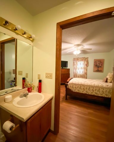 1519 Stewart Street, West Plains, MO 65775