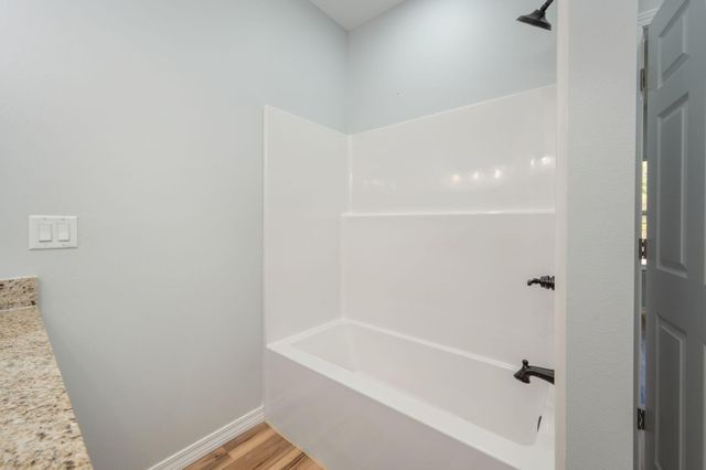 175 Caswell Road, Defuniak Springs, FL 32433