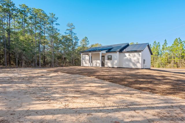 175 Caswell Road, Defuniak Springs, FL 32433