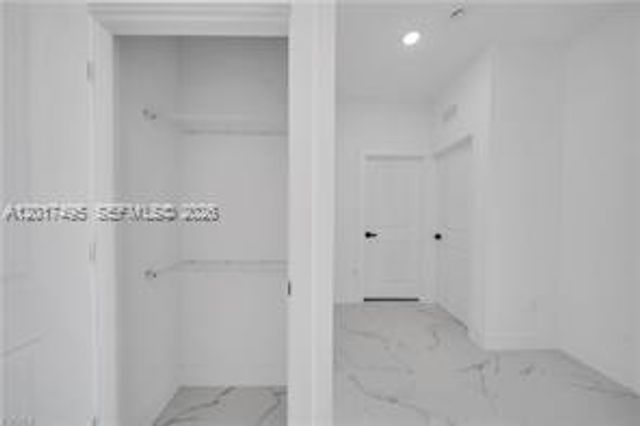 621 GREENBRIAR BLVD, Other City - In The State Of Florida, FL 33972