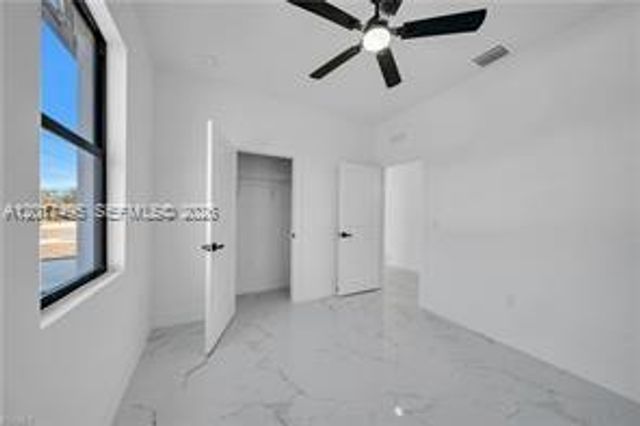 621 GREENBRIAR BLVD, Other City - In The State Of Florida, FL 33972