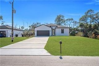 621 GREENBRIAR BLVD, Other City - In The State Of Florida, FL 33972