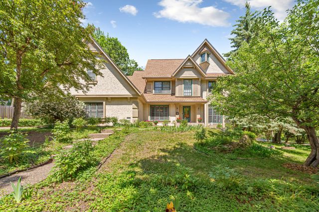 13575 Harwell Path, Apple Valley, MN 55124