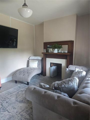 325 Winders St, Hazelwood, PA 15207