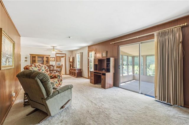 4962 NE Chouteau Drive, Kansas City, MO 64119