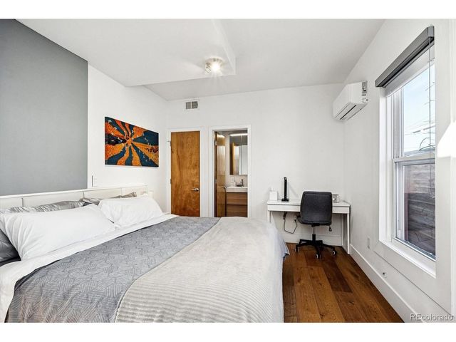 3407 S Logan St, Englewood, CO 80113