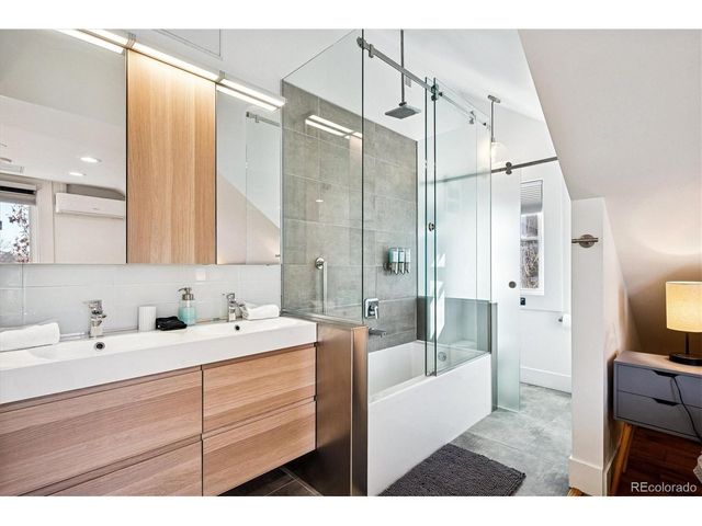 3407 S Logan St, Englewood, CO 80113