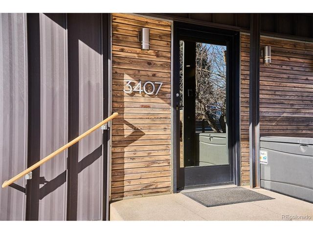 3407 S Logan St, Englewood, CO 80113