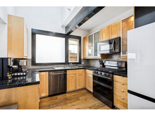 3407 S Logan St, Englewood, CO 80113