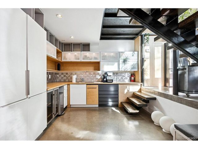 3407 S Logan St, Englewood, CO 80113