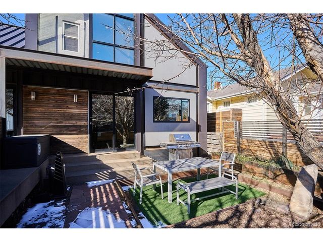 3407 S Logan St, Englewood, CO 80113