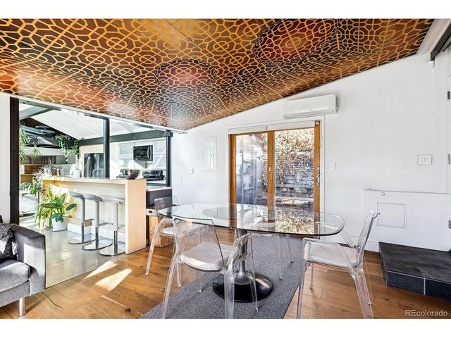 3407 S Logan St, Englewood, CO 80113