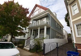26 Wesley St, Somerville, MA 02145