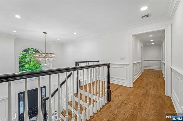 49 Alpine Drive, Closter, NJ 07624