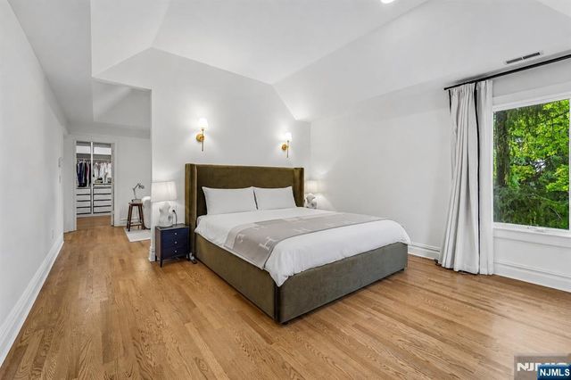 49 Alpine Drive, Closter, NJ 07624