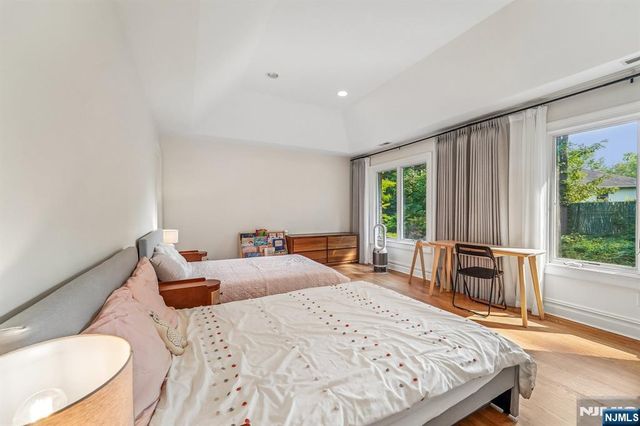 49 Alpine Drive, Closter, NJ 07624