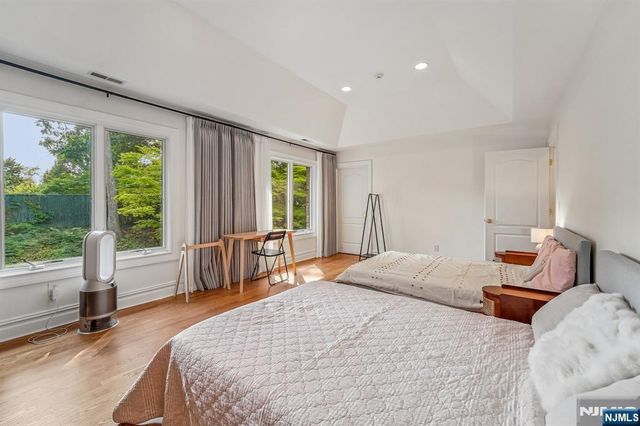 49 Alpine Drive, Closter, NJ 07624