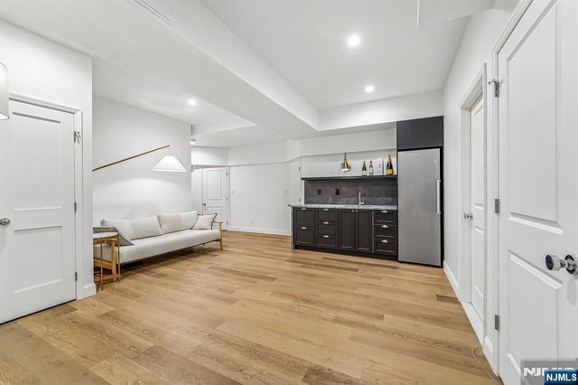 49 Alpine Drive, Closter, NJ 07624