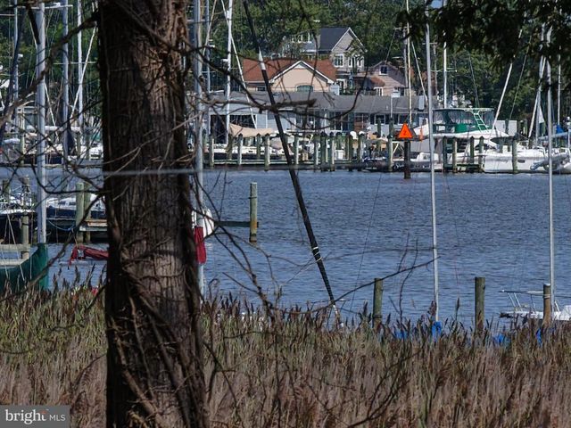 1024 OLD TURKEY POINT RD, Edgewater, MD 21037
