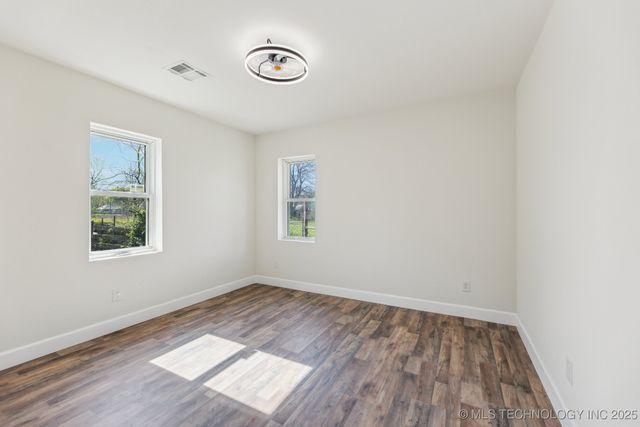 1006 N K Street, Muskogee, OK 74403