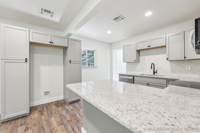 1006 N K Street, Muskogee, OK 74403