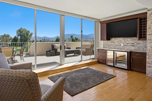 899 Island Drive 401, Rancho Mirage, CA 92270