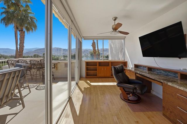899 Island Drive 401, Rancho Mirage, CA 92270