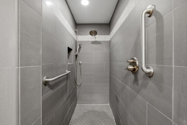 899 Island Drive 401, Rancho Mirage, CA 92270