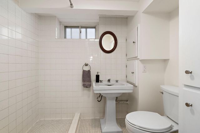 4644 Ewing Avenue S, Minneapolis, MN 55410