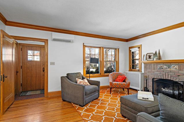 4644 Ewing Avenue S, Minneapolis, MN 55410