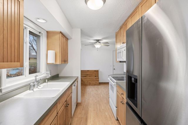 8420 Meadow Lake Road E, New Hope, MN 55428