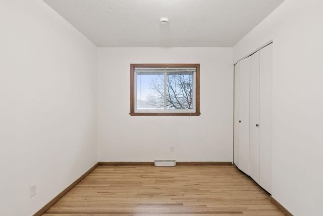 8420 Meadow Lake Road E, New Hope, MN 55428