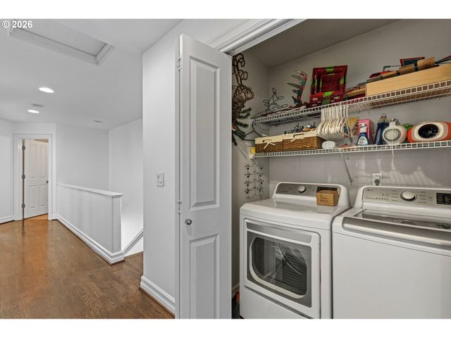 2533 Nw STIMPSON Ln 29, Portland, OR 97229