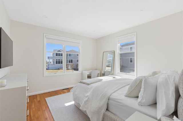 580 Dune Road 3, Westhampton Beach, NY 11978