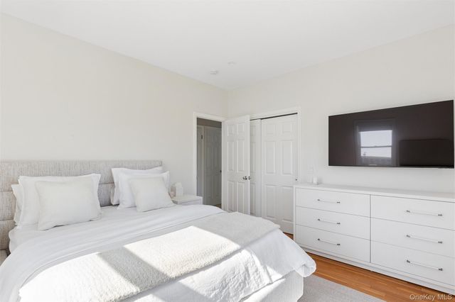 580 Dune Road 3, Westhampton Beach, NY 11978