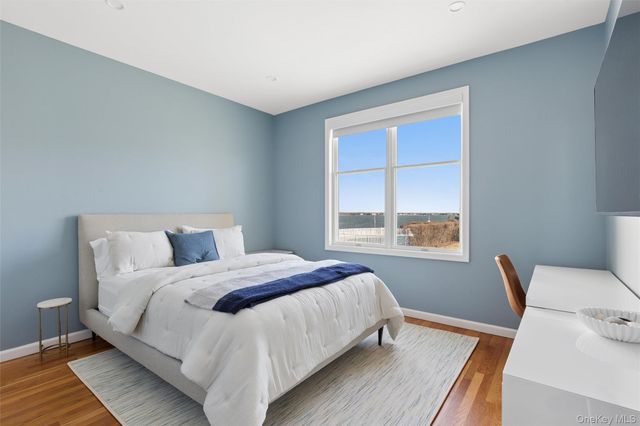 580 Dune Road 3, Westhampton Beach, NY 11978