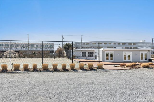 580 Dune Road 3, Westhampton Beach, NY 11978
