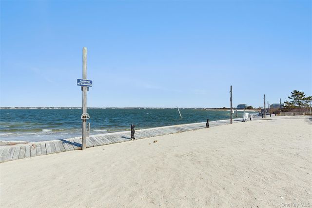 580 Dune Road 3, Westhampton Beach, NY 11978