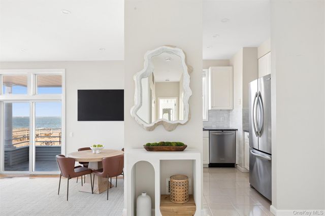 580 Dune Road 3, Westhampton Beach, NY 11978