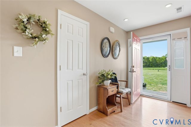 19012 Teman Rd, Beaverdam, VA 23015
