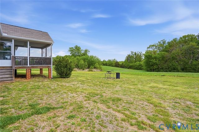 19012 Teman Rd, Beaverdam, VA 23015
