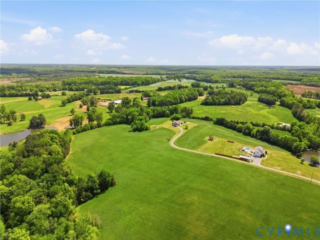 19012 Teman Rd, Beaverdam, VA 23015