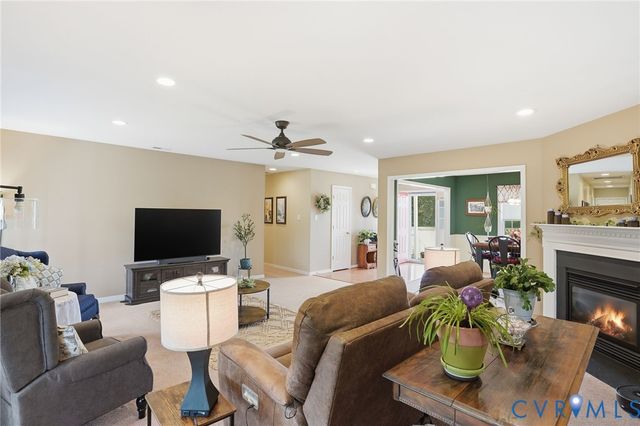 19012 Teman Rd, Beaverdam, VA 23015